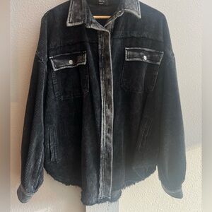 Vici distressed women’s Shacket